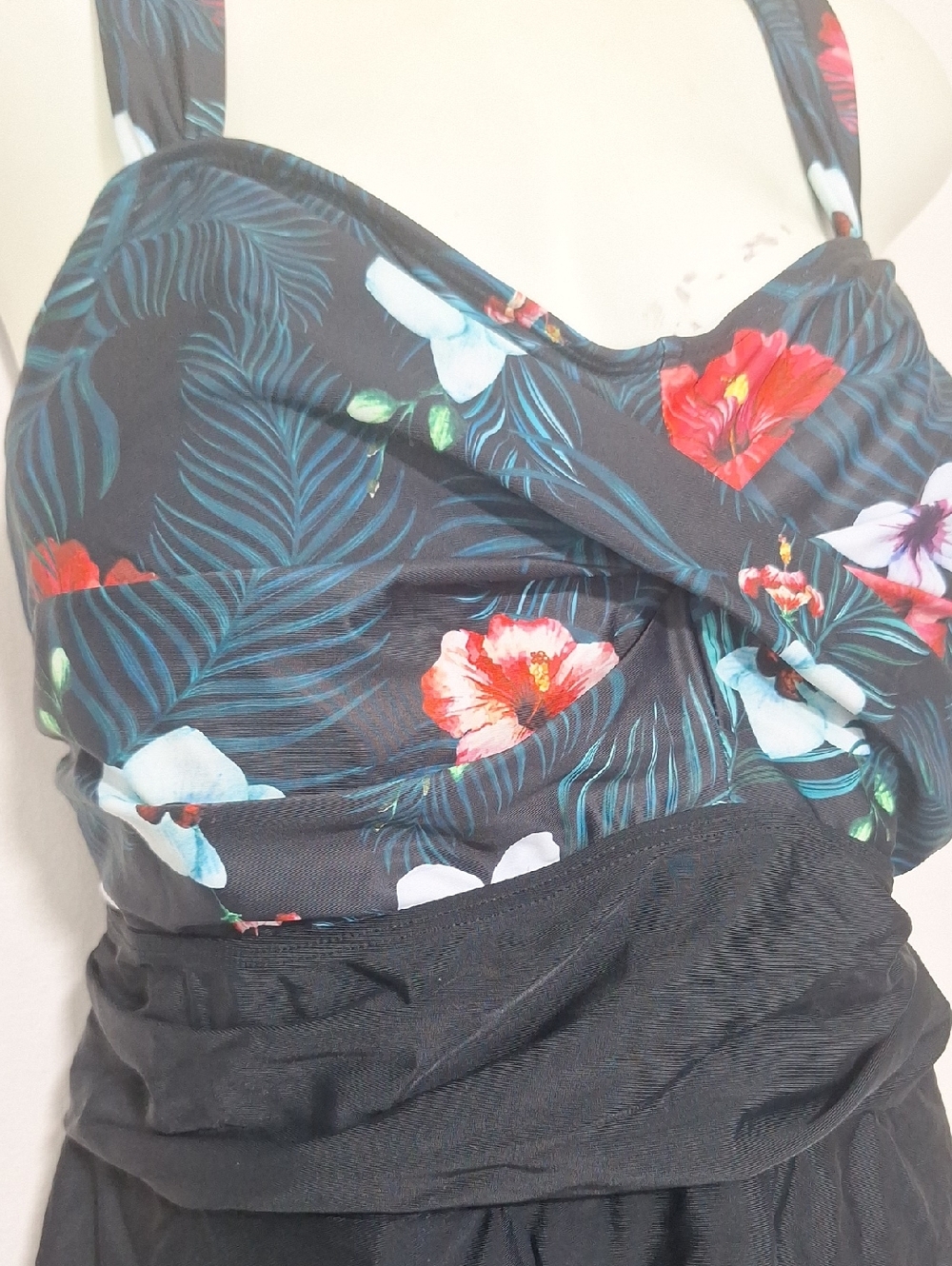 Aqua Eve Black Floral Women’s Swim Dress And Swim Shorts- Tropical Print - Picture 3 of 12